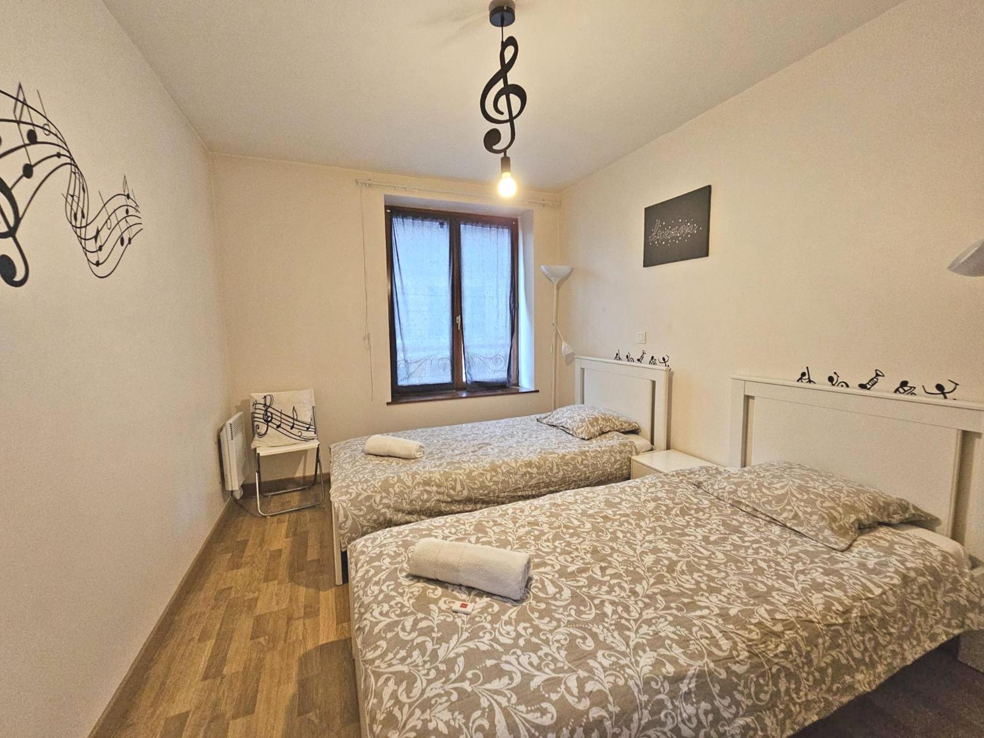 Triplex Sisley - Maison Atypique Avec Cour Exterieure Moret-sur-Loing Dış mekan fotoğraf